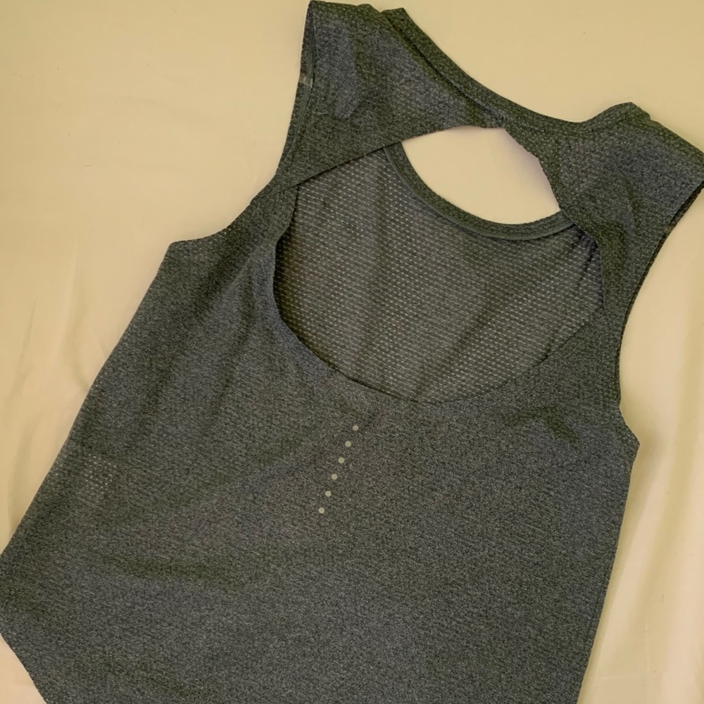 Nike Running Tank - Picture 2 of 2